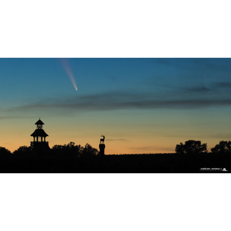 Art - Photo Paysage -Comète au dessus du château Smith haut Lafitte 01/02 - Vignoble bordelais- 2024